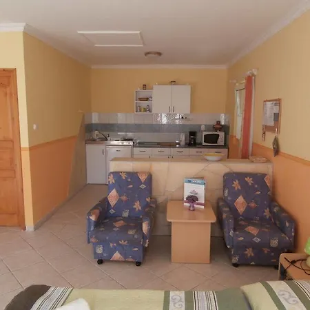 Апартаменты Annamaria Хевиз